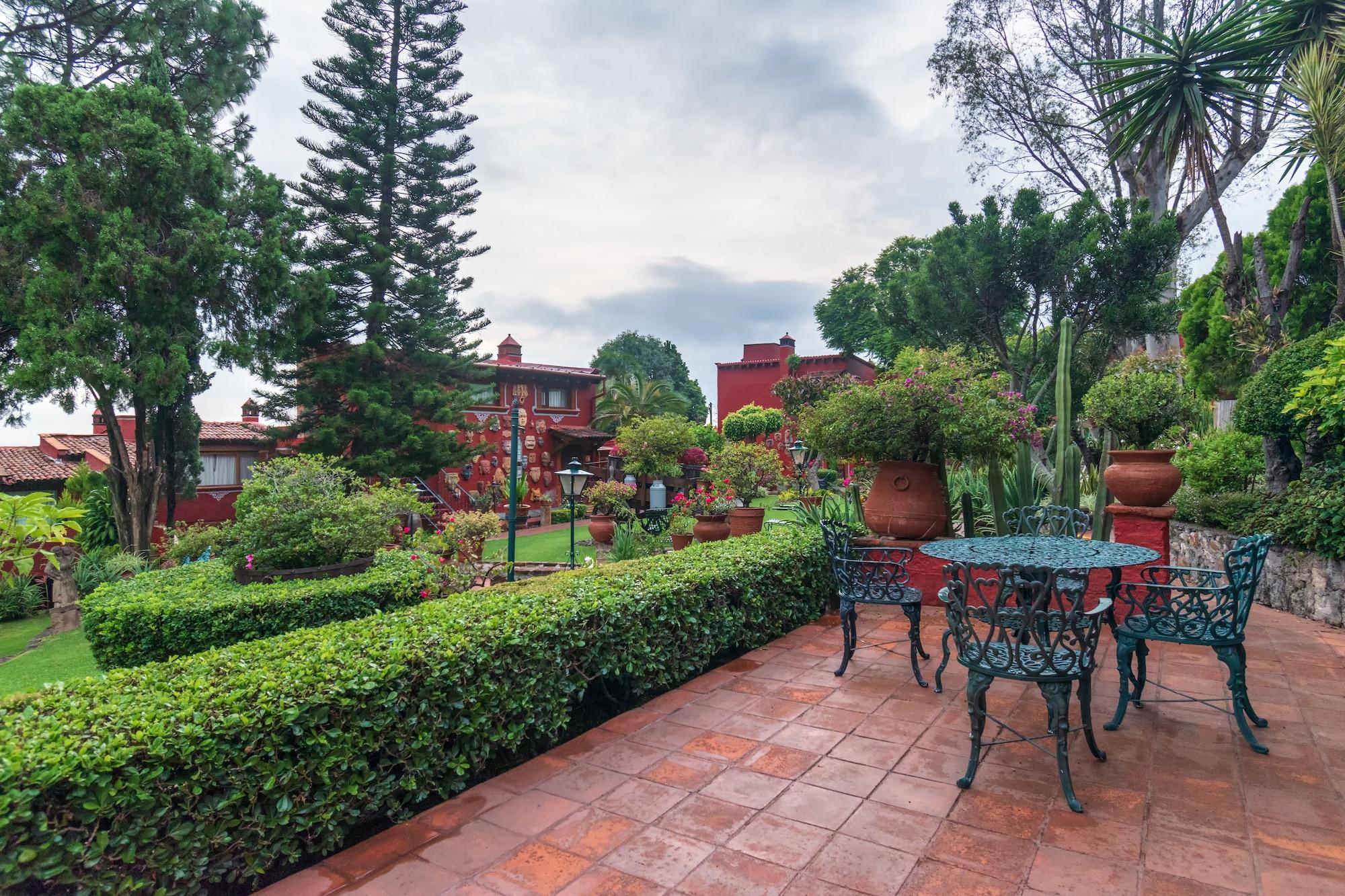 Villa San Jose Hotel & Suites Морелия Экстерьер фото