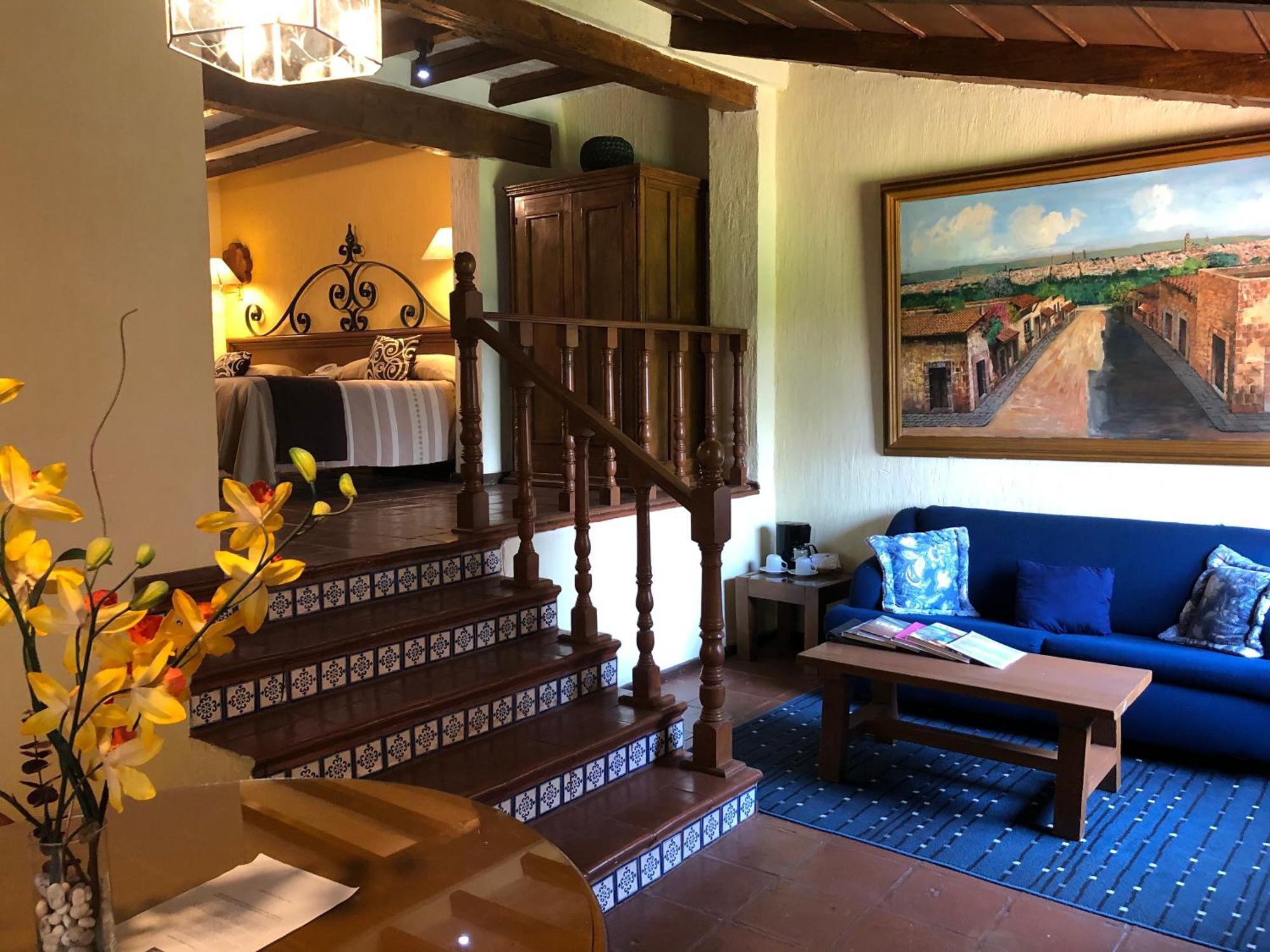 Villa San Jose Hotel & Suites Морелия Экстерьер фото